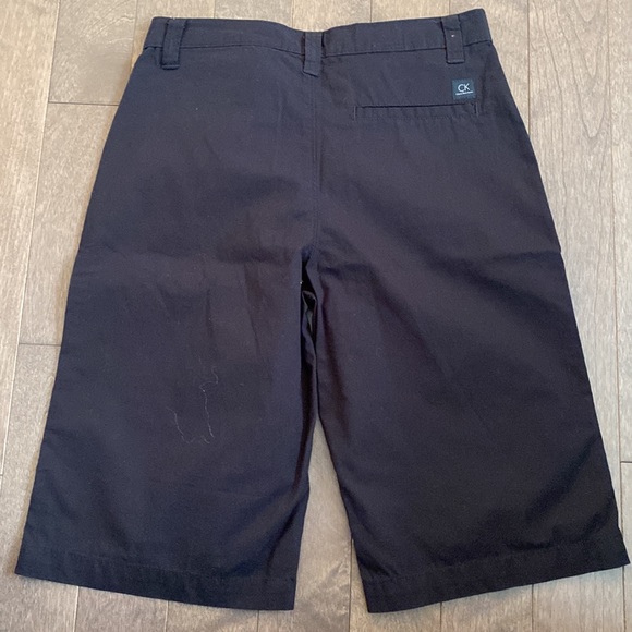 Calvin Klein short - Picture 2 of 3